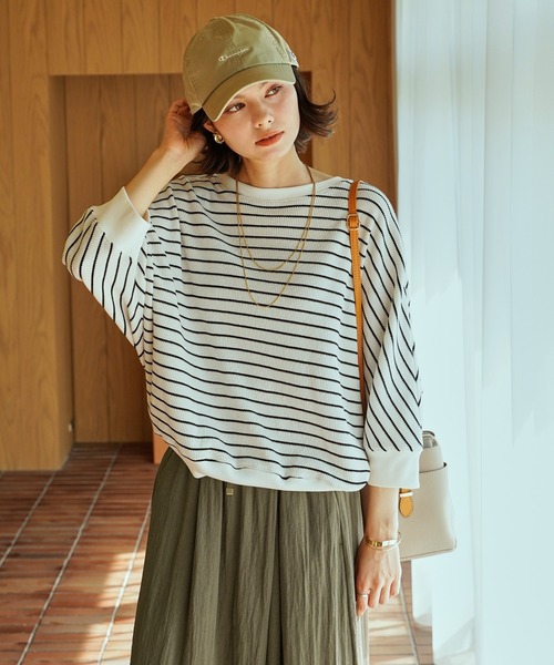 ikka(イッカ)の「タックフライスドルマンプルオーバー(Tシャツ/カットソー・レディース・ブルー/チャコール/その他1/ベージュ・M/L)」の4枚目の写真