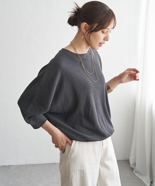 ikka(イッカ)の「タックフライスドルマンプルオーバー(Tシャツ/カットソー・レディース・ブルー/チャコール/その他1/ベージュ・M/L)」の2枚目の写真
