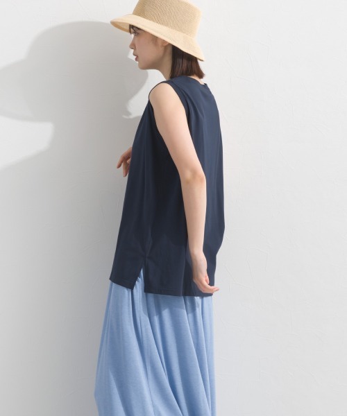 OMNES(オムネス)の「プレーティング天竺 クルーネック ノースリーブTシャツ UVカット付(Tシャツ/カットソー・レディース・ホワイト×ネイビー/チャコールグレー/ネイビー/ライトグレー・FREE)」の22枚目の写真