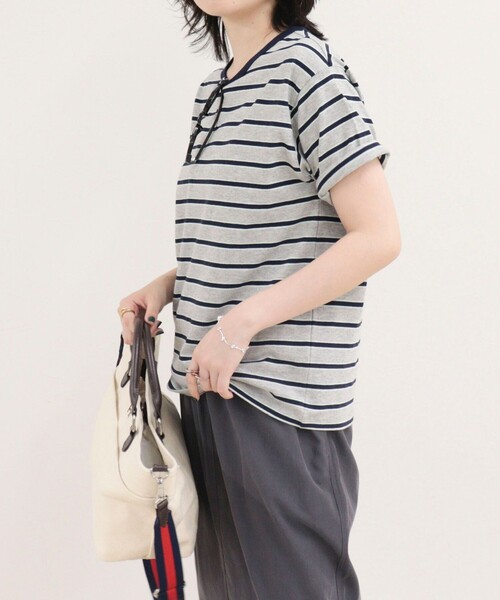 fredy emue(フレディエミュ)の「【汗ジミ軽減】ボーダーTシャツ(Tシャツ/カットソー・レディース・ホワイト系その他/グレー系その他/ブラウン系その他/ピンク系その他・38)」の11枚目の写真