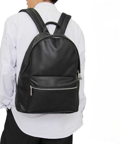 REGiSTA（レジスタ）の「REGiSTA Pu-Leather DayPack（バックパック/リュック・メンズ・ブラック・FREE）」の3枚目の写真