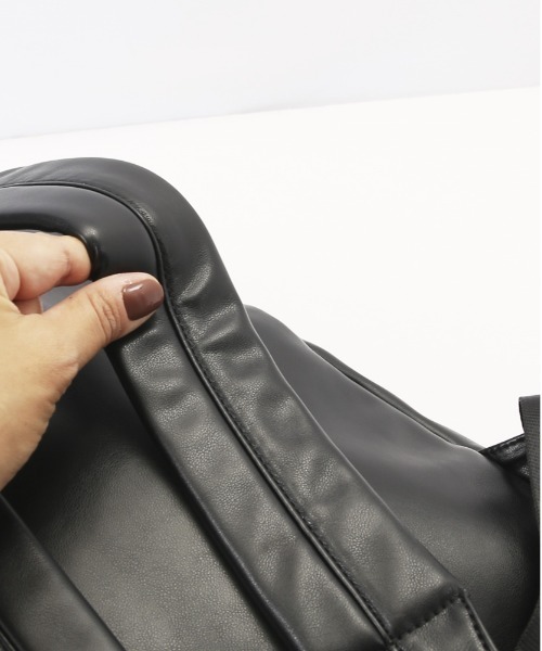 REGiSTA（レジスタ）の「REGiSTA Pu-Leather DayPack（バックパック/リュック・メンズ・ブラック・FREE）」の15枚目の写真