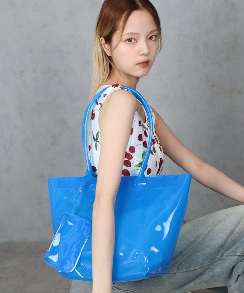 BARELY BLUE（ベアリーブルー）の「【 BARELY BLUE / ベアリーブルー 】 ポーチ付き キャンディ ジェリー トートバッグ（トートバッグ・レディース・グリーン/イエロー/ブルー・FREE）」の12枚目の写真