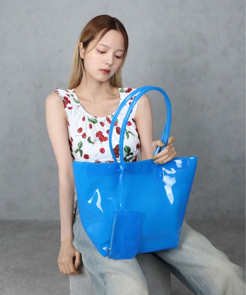 BARELY BLUE（ベアリーブルー）の「【 BARELY BLUE / ベアリーブルー 】 ポーチ付き キャンディ ジェリー トートバッグ（トートバッグ・レディース・グリーン/イエロー/ブルー・FREE）」の15枚目の写真