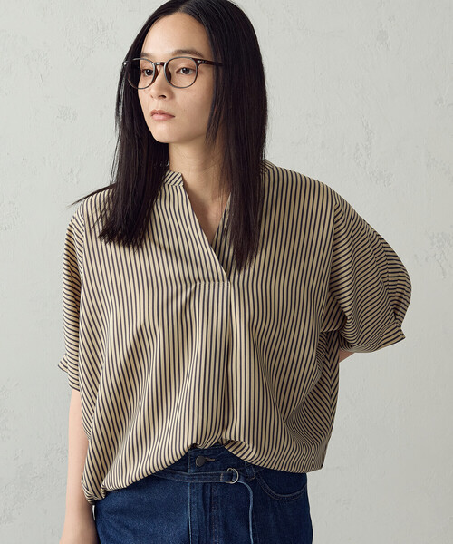 COMME CA ISM(コムサイズム)の「スキッパーTブラウス(シャツ/ブラウス・レディース・ダークブラウン/ベージュ系その他/グリーン系その他・FREE)」の16枚目の写真