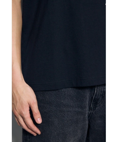 AZUL by moussy(アズールバイマウジー)の「フォトプリント半袖TEE(Tシャツ/カットソー・メンズ・ホワイト/ブラック・MEDIUM/LARGE)」の8枚目の写真