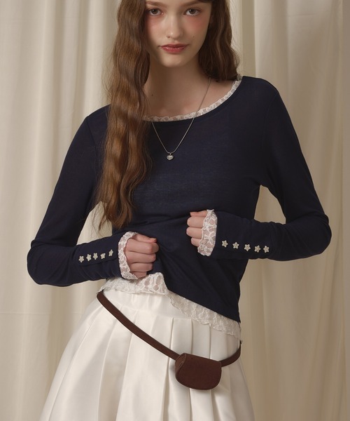 hazyl(ヘイジル)の「sheer sleeve design long T-shirt/シアー袖デザインロンT(Tシャツ/カットソー・レディース・ブラウン系その他/ネイビー/オフホワイト/ピンク・フリー)」の13枚目の写真
