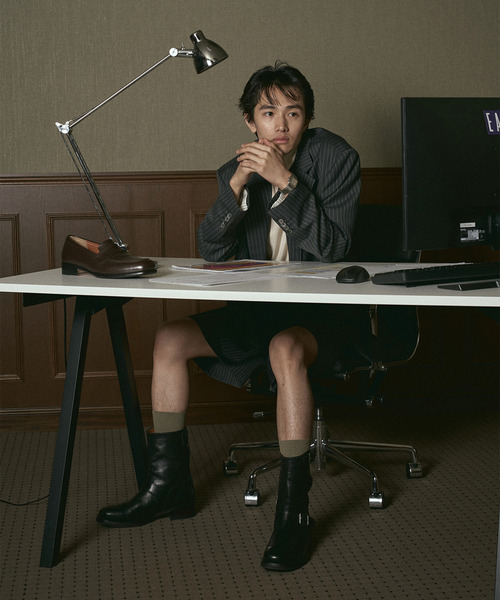 EARLE(アール)の「EARLE アール / Court engineer boots ステアレザーエンジニアブーツ / ER6210(ブーツ・メンズ・ベージュ/ブラック・40/41/42/43)」の4枚目の写真