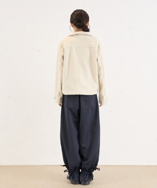 FCMM(エフシーエムエム)の「DRAWSTRING SLACKS / ドローコードスラックス(スラックス・レディース・ネイビー/ブラウン/チャコールグレー・SMALL/MEDIUM/LARGE)」の7枚目の写真