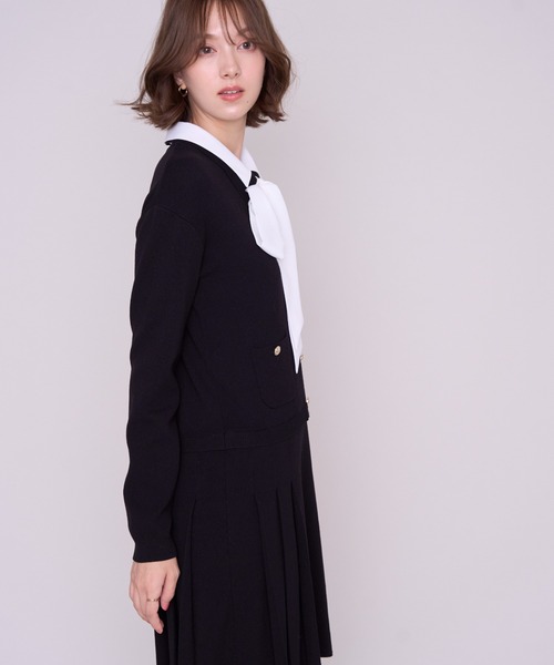 MISCH MASCH(ミッシュマッシュ)の「2026秋冬新作 シャツ襟付きボウタイプリーツミニニットワンピース(ワンピース・レディース・ブラウン/ブラック・フリ-)」の16枚目の写真