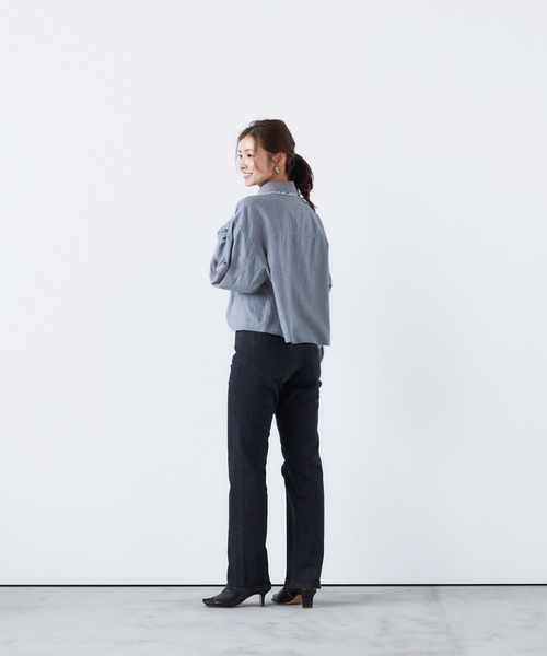 YANUK(ヤヌーク)の「スリムストレート"ANNETTE"(デニムパンツ・レディース・ブラック・25inch/24inch/23inch/22inch/21inch/27inch/26inch)」の9枚目の写真