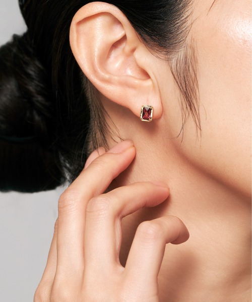 Jewel closet by L&Co.(ジュエルクローゼットバイエルアンドコー)の「K10 カラーストーン ピアス(ピアス(両耳用)・レディース・ゴールド系2/ゴールド系1/ゴールド系3・FREE)」の15枚目の写真