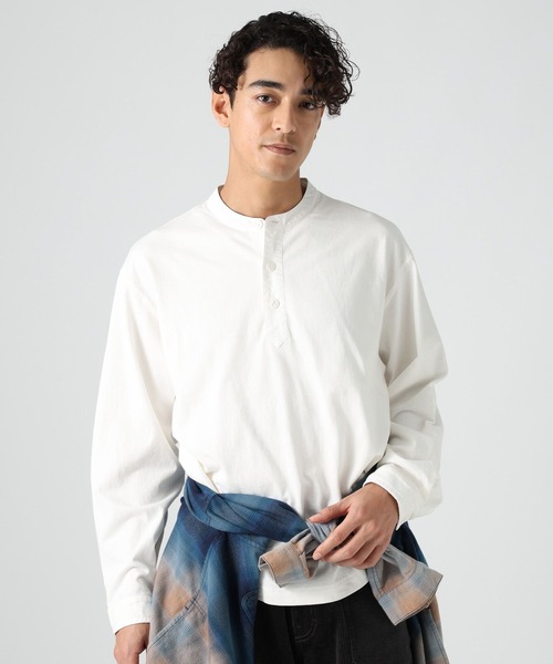 BAYFLOW(ベイフロー)の「スラブヘンリーTシャツ(Tシャツ/カットソー・メンズ・カーキ/オフホワイト/チャコール・MEDIUM/LARGE)」の2枚目の写真