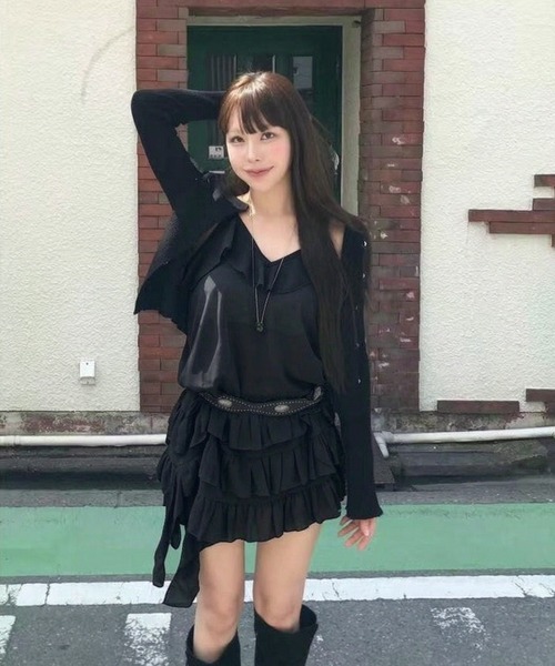 Girly Doll(ガーリードール)の「ティアードフリルミニキャミワンピース(キャミソール・レディース・ホワイト/ブラック・FREE)」の3枚目の写真
