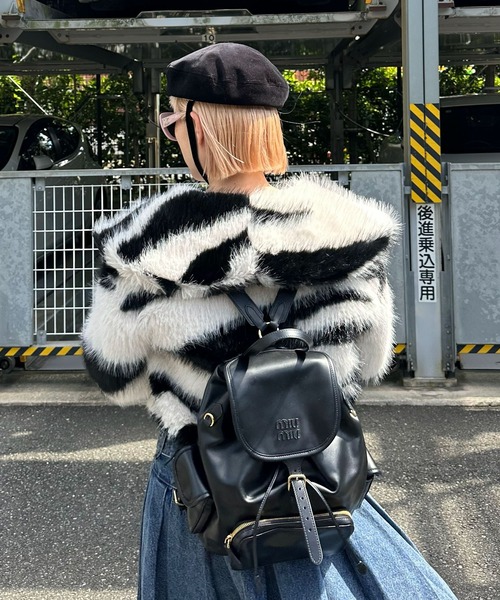 Alley Tokyo(アリートーキョー)の「BIG襟ファーブルゾン(ブルゾン・レディース・ゼブラ/ライトベージュ・FREE)」の5枚目の写真