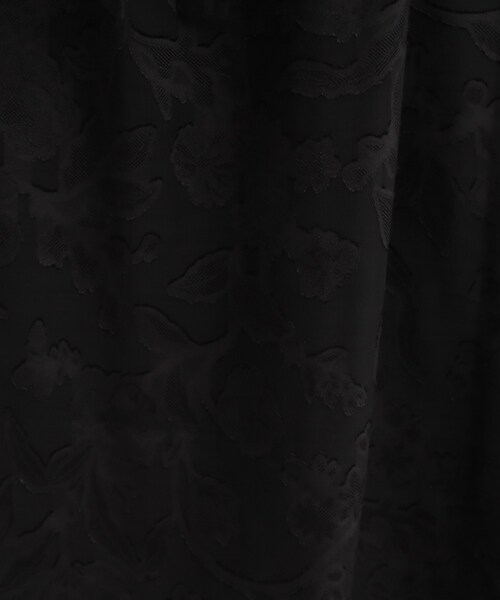 LAURA ASHLEY(ローラアシュレイ)の「【洗える/カラー&無地展開あり】アーシャ柄 ジャカードワンピース(ワンピース・レディース・ブラック/ブラック系/ワイン系1・40/38)」の8枚目の写真