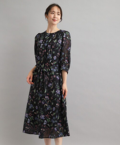 LAURA ASHLEY(ローラアシュレイ)の「【洗える/カラー&無地展開あり】アーシャ柄 ジャカードワンピース(ワンピース・レディース・ブラック/ブラック系/ワイン系1・40/38)」の9枚目の写真