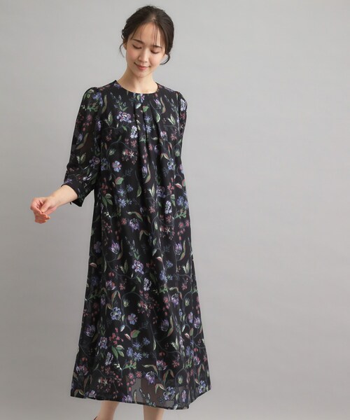 LAURA ASHLEY(ローラアシュレイ)の「【洗える/カラー&無地展開あり】アーシャ柄 ジャカードワンピース(ワンピース・レディース・ブラック/ブラック系/ワイン系1・40/38)」の12枚目の写真