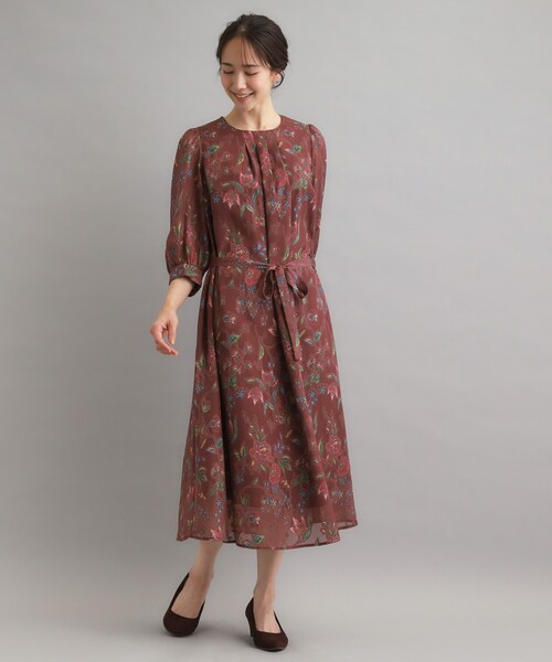 LAURA ASHLEY(ローラアシュレイ)の「【洗える/カラー&無地展開あり】アーシャ柄 ジャカードワンピース(ワンピース・レディース・ブラック/ブラック系/ワイン系1・40/38)」の16枚目の写真