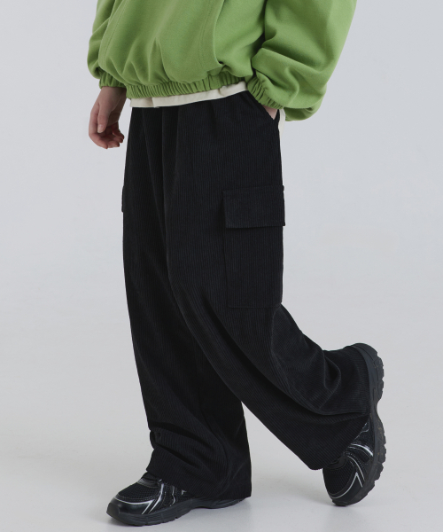 PIANER KIDS（ピアネールキッズ）の「コーデュロイ バンディング カーゴパンツ（ブラック）（その他パンツ・レディース・ブラック・S(120-130cm)/M(130-140cm)/L(140-150cm)/XL(150-160㎝)）」の2枚目の写真