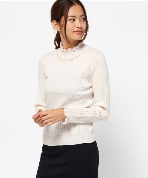 earth music&ecology(アースミュージックアンドエコロジー)の「【2016Autumn】《ハイハイハイネック》ニットプルオーバー(ニット/セーター・レディース・杢グレー/ネイビー/サックスブルー/レッド/ブラック/ブルーグリーン/アイボリー/ピンクベージュ/キャメル/マスタード・LARGE/L/M/S/MEDIUM/SMALL)」の17枚目の写真