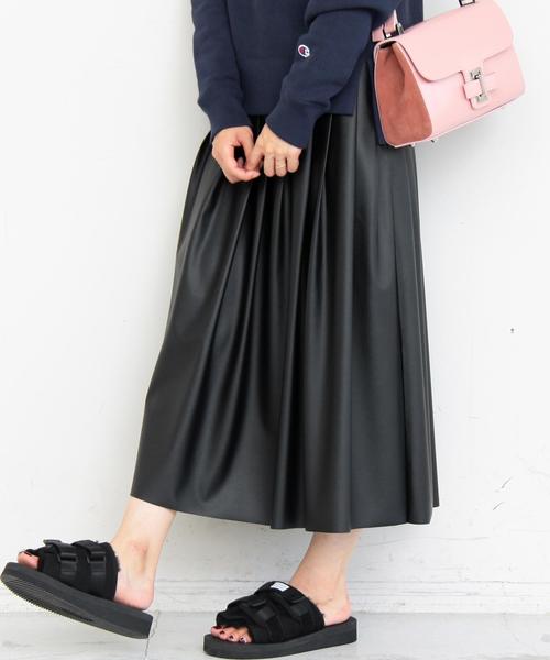 BEAUTY&YOUTH UNITED ARROWS(ビューティーアンドユースユナイテッドアローズ)の「BY フェイクレザープリーツタックスカート◆(スカート・レディース・ブラック/ダークブラウン・FREE)」の2枚目の写真