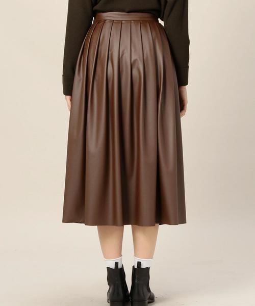 BEAUTY&YOUTH UNITED ARROWS(ビューティーアンドユースユナイテッドアローズ)の「BY フェイクレザープリーツタックスカート◆(スカート・レディース・ブラック/ダークブラウン・FREE)」の9枚目の写真