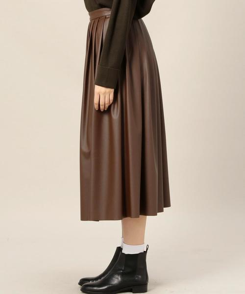 BEAUTY&YOUTH UNITED ARROWS(ビューティーアンドユースユナイテッドアローズ)の「BY フェイクレザープリーツタックスカート◆(スカート・レディース・ブラック/ダークブラウン・FREE)」の11枚目の写真