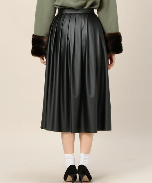 BEAUTY&YOUTH UNITED ARROWS(ビューティーアンドユースユナイテッドアローズ)の「BY フェイクレザープリーツタックスカート◆(スカート・レディース・ブラック/ダークブラウン・FREE)」の7枚目の写真