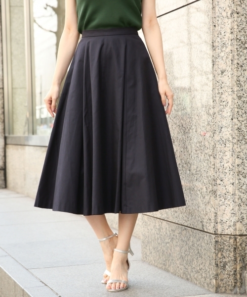 A part by（アパートバイ）の「【CLASSY.6月号掲載】CPNキリカエミディスカート 748118 （スカート・レディース・ベージュ/アイボリー/ダークネイビー/ピンク/レッド・LARGE/MEDIUM）」の4枚目の写真