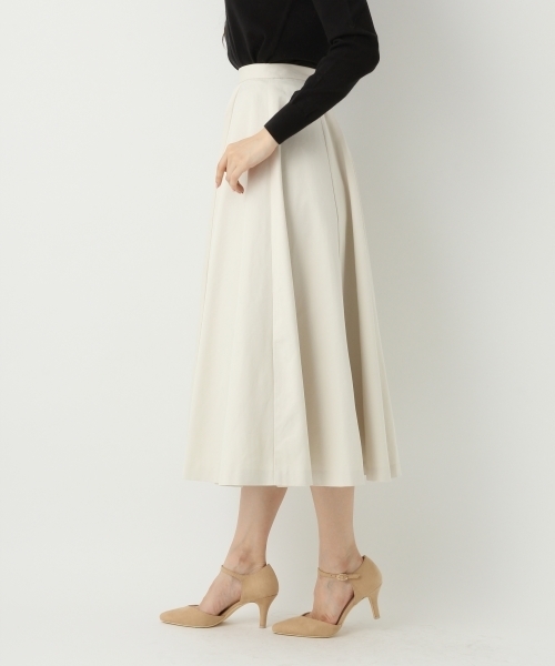 A part by（アパートバイ）の「【CLASSY.6月号掲載】CPNキリカエミディスカート 748118 （スカート・レディース・ベージュ/アイボリー/ダークネイビー/ピンク/レッド・LARGE/MEDIUM）」の18枚目の写真