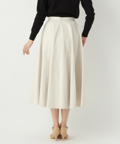 A part by（アパートバイ）の「【CLASSY.6月号掲載】CPNキリカエミディスカート 748118 （スカート・レディース・ベージュ/アイボリー/ダークネイビー/ピンク/レッド・LARGE/MEDIUM）」の19枚目の写真