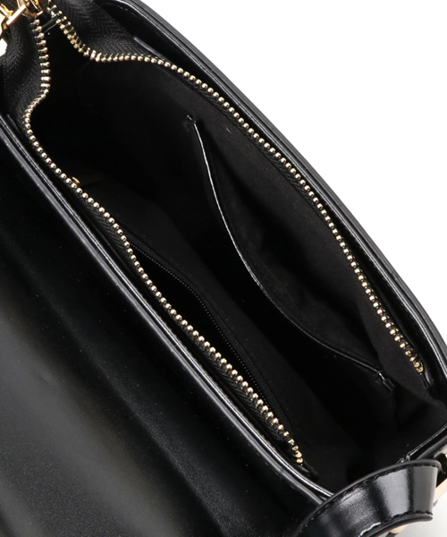 PLAIN CLOTHING(プレーンクロージング)の「ラウンドショルダーバッグ【PLAIN CLOTHING】(ショルダーバッグ・レディース・ブラウン/ブラック/キャメル・FREE)」の15枚目の写真