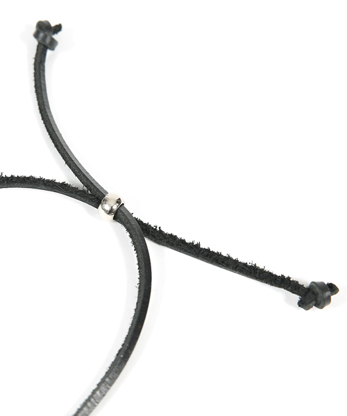 Rocky Monroe(ロッキーモンロー)の「シルバーダブルリングレザーネックレス(ネックレス・メンズ・ブラック/ブラウン・FREE)」の11枚目の写真