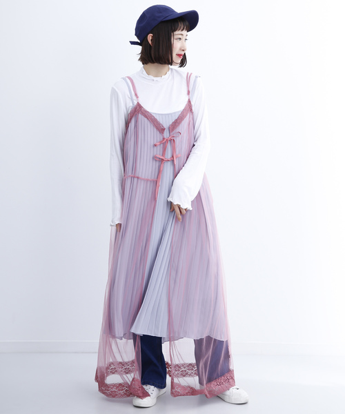 MERLOT（メルロー）の「チュールレースキャミソールロングワンピース1428（ワンピース・レディース・ブラック/オフホワイト/ピンク/オレンジ・FREE）」の4枚目の写真