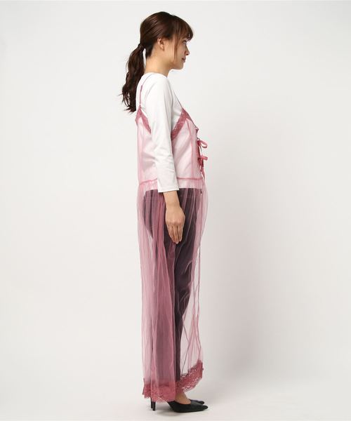 MERLOT（メルロー）の「チュールレースキャミソールロングワンピース1428（ワンピース・レディース・ブラック/オフホワイト/ピンク/オレンジ・FREE）」の5枚目の写真