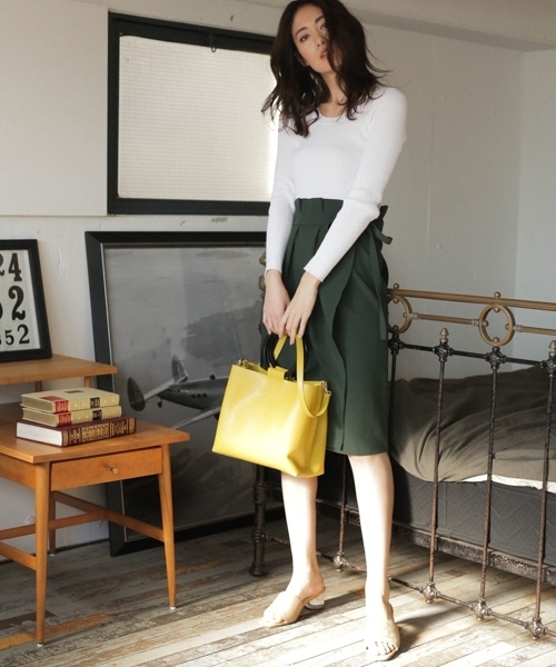 Andemiu（アンデミュウ）の「２ＷＡＹウッドリングショルダー784955（ショルダーバッグ・レディース・イエロー/ネイビー/グレー・FREE）」の13枚目の写真