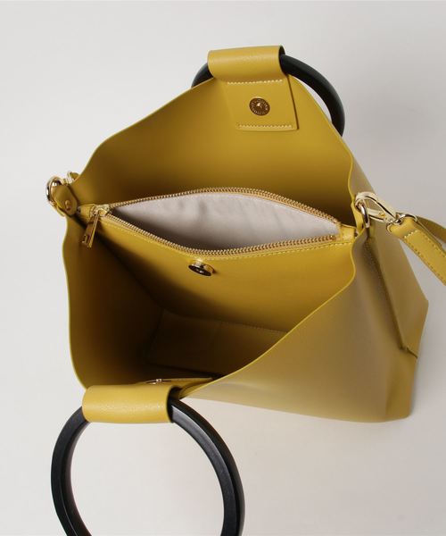 Andemiu（アンデミュウ）の「２ＷＡＹウッドリングショルダー784955（ショルダーバッグ・レディース・イエロー/ネイビー/グレー・FREE）」の16枚目の写真