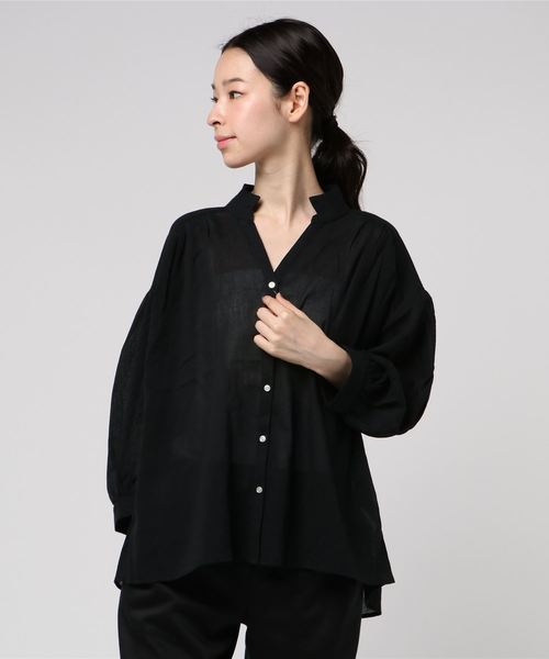 AMERICAN HOLIC（アメリカンホリック）の「・スキッパーショルダーギャザーブラウス（シャツ/ブラウス・レディース・オフホワイト/ネイビー/ベージュ・FREE）」の3枚目の写真