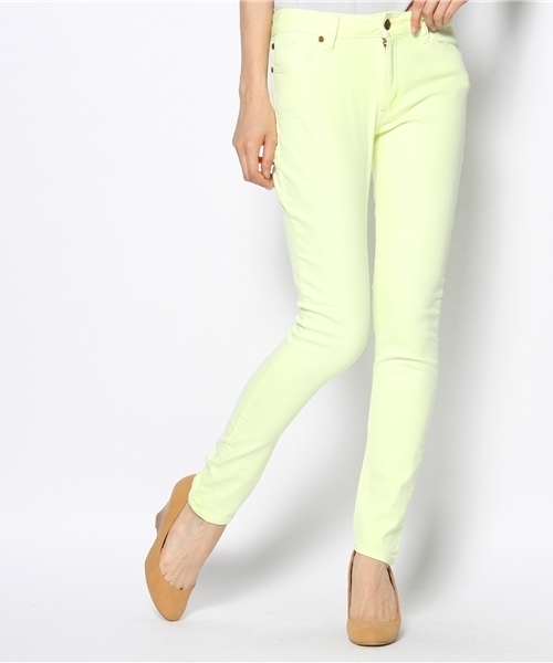 Chico(チコ)の「ベーシックスキニーPT(その他パンツ・レディース・ブルー/ネイビー/ブラック/ホワイト/イエロー・MEDIUM/X-SMALL/SMALL)」の1枚目の写真