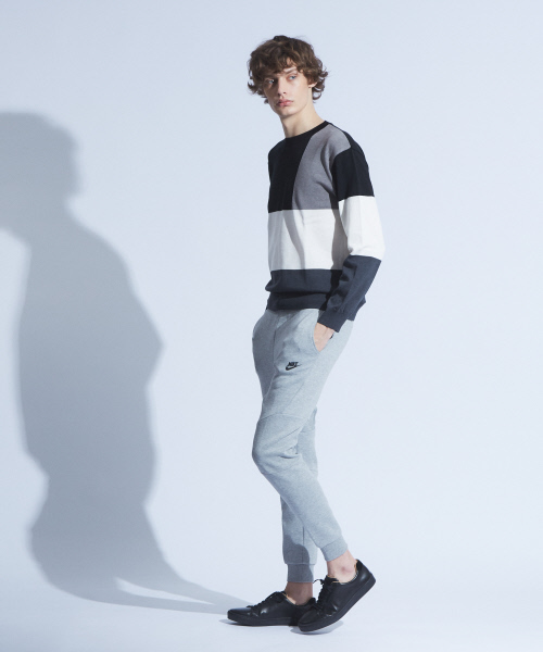 NIKE（ナイキ）の「【NIKE】テックフリースジョガーパンツ（その他パンツ・メンズ・ブラック/グレー・1/2/3）」の3枚目の写真