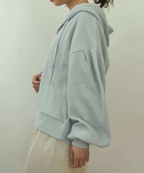 tiptop(ティップトップ)の「ワッフルジップパーカー(パーカー・レディース・ベージュ/ライトグリーン/キナリ/ラベンダー・FREE)」の15枚目の写真