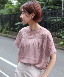 フェザーブラウス