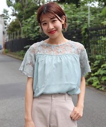 フェザーブラウス