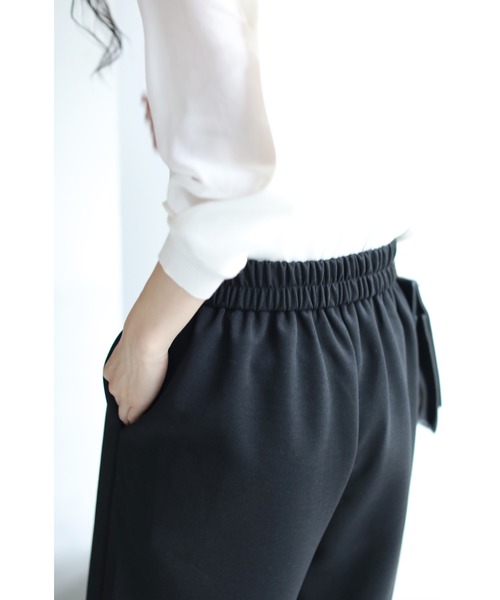 cawaii(カワイイ)の「楽してオシャレに穿ける 体型拾わない 年中ヘビロテパンツ ホワイト限定ぺチパンツ付き(その他パンツ・レディース・ブラック/グレー/ベージュ/ホワイト・L2/M2/M1/L1)」の10枚目の写真