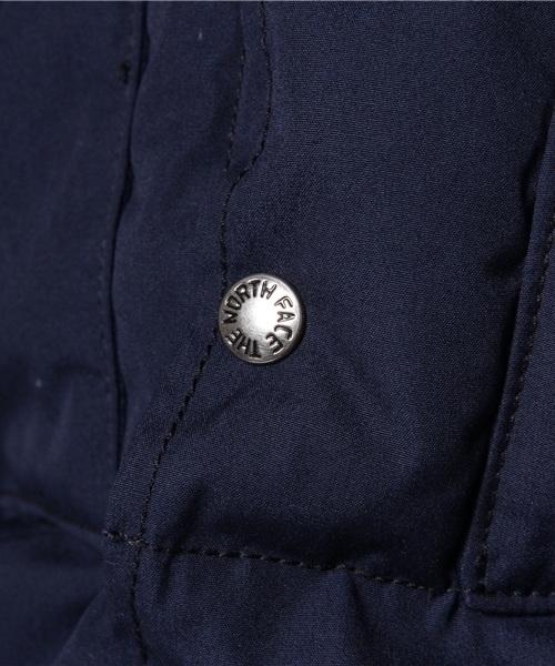 BEAMS（ビームス）の「【THE NORTH FACE PURPLE LABEL / 65/35 Hooded Sierra Vest】（ダウンベスト・メンズ・ブラック/ネイビー・SMALL/MEDIUM）」の11枚目の写真