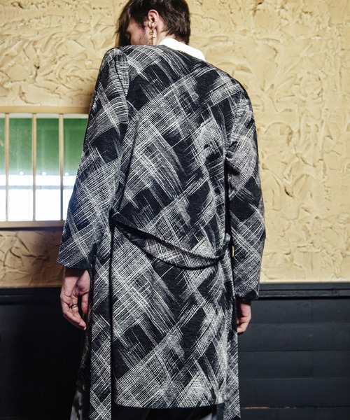 NO ID.（ノーアイディ）の「ボタンレスロングカーディガン（Tシャツ/カットソー・メンズ・ブラック/ネイビー/ワイン・1/2）」の15枚目の写真