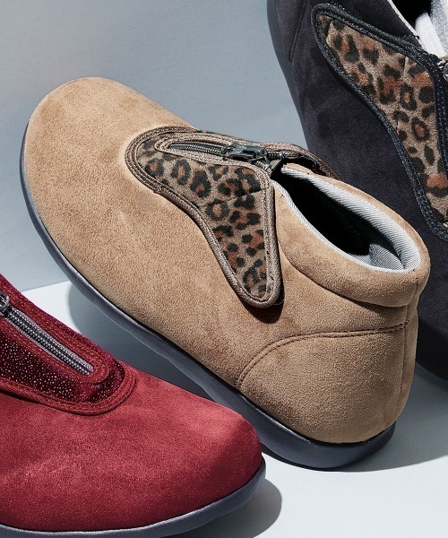 RANAN（ラナン）の「＜５Ｅ相当＞フロントジップウォーキングス（スニーカー・レディース・ブラック/ベージュ系その他/ワイン・L/M/S）」の2枚目の写真