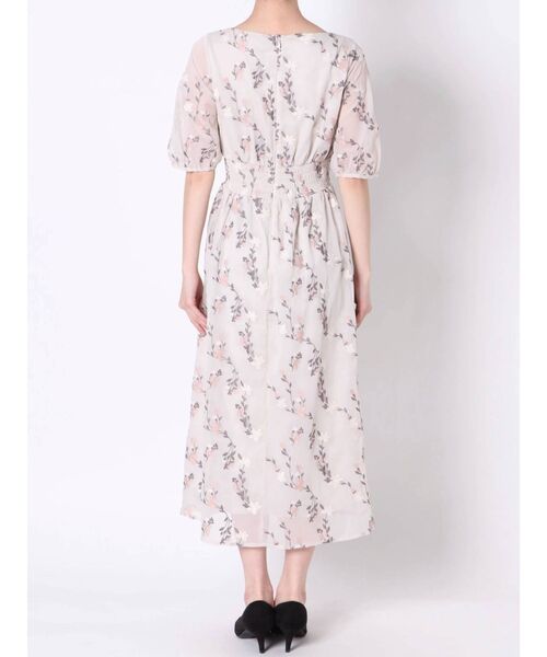 MERCURYDUO（マーキュリーデュオ）の「楊柳刺繍シャーリングワンピース（ワンピース・レディース・ブラック/ベージュ・SMALL/MEDIUM）」の21枚目の写真