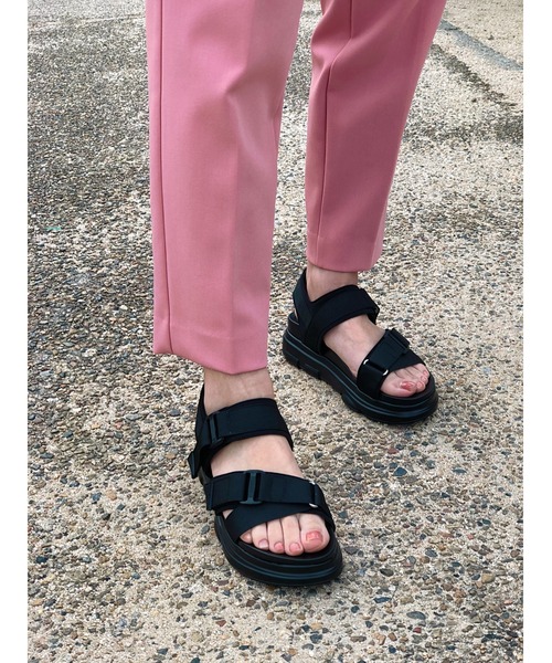 Sugar Sugar（シュガーシュガー）の「【SUGAR SUGAR シュガーシュガー】ベルクロスポーツサンダル（サンダル・レディース・カーキ/レッド/ブラック/グレー/ベージュ/マスタード・S/LL/M/L）」の13枚目の写真